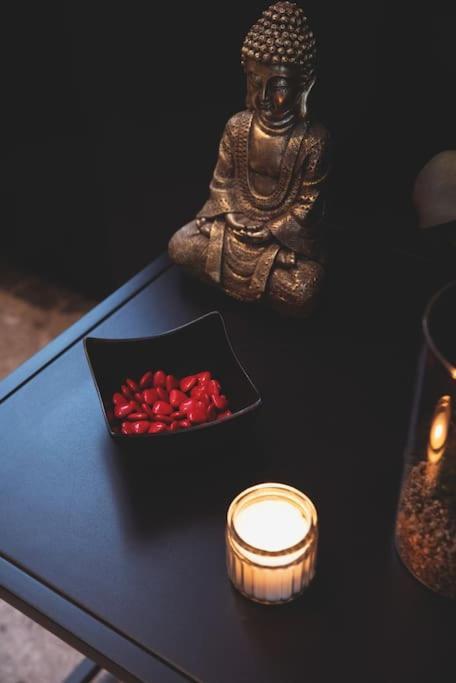Love Room, La Douce Angevine أنجير المظهر الخارجي الصورة
